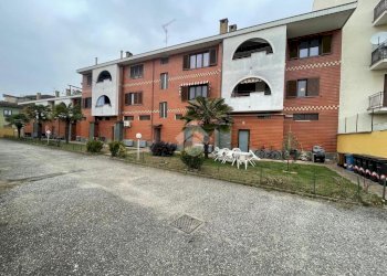 Trilocale Via Davide Squarini, Momo - foto 18