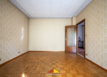 Camera da letto - Quadrilocale via Giovanni Giolitti, 16, Piasco - foto 21