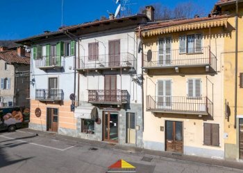 Facciata - Trilocale via Umberto I, 11, Piasco - foto 9