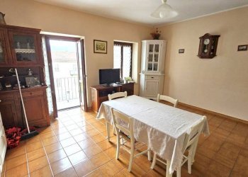 Cucina - Trilocale via Umberto I, 11, Piasco - foto 11