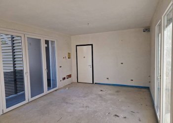 Cucina - Attico viale Luigi Borri, Varese - foto 5