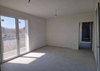 Cucina - Attic viale Luigi Borri, 134, Varese - photo 4