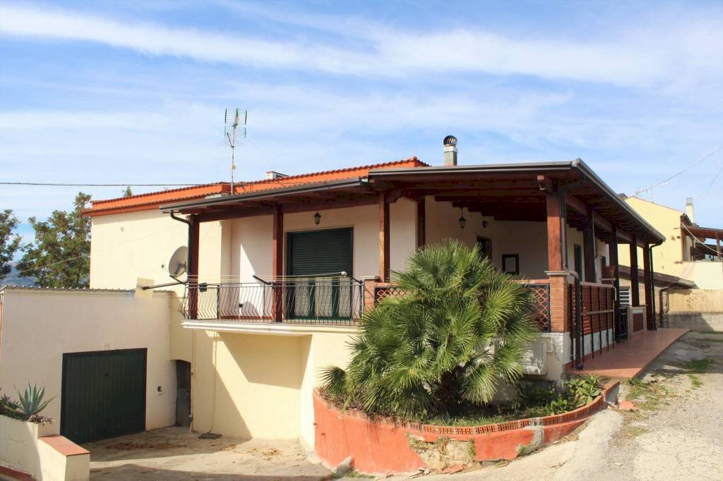 Facciata - Villa via Regio Tratturo, Nova Siri - foto 1