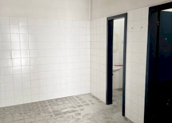 Interno non residenziale - Negozio via Gerolamo Zanchi, Bergamo - foto 12