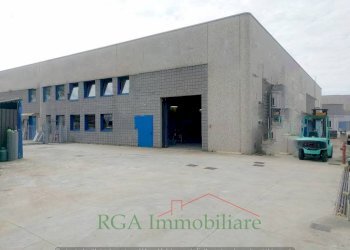 Facciata - Capannone via Annunciata, 3, Palazzago - foto 2