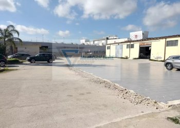 Capannone Via Giuseppe Farina, Siracusa - foto 1