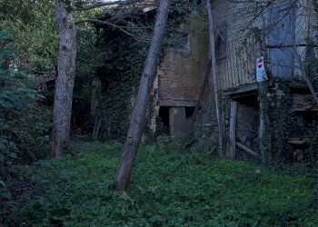 Semi-detached house Serramazzoni - photo 2