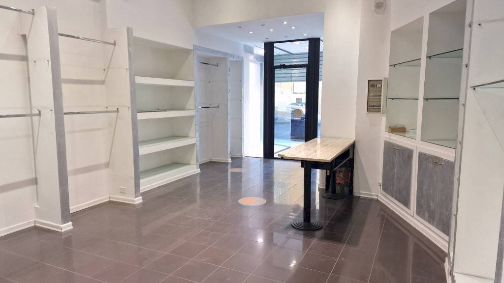 Negozio via Eugenio Chiesa, Terni - foto 1