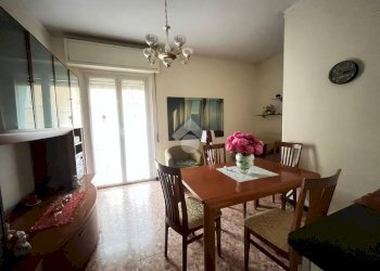 Quadrilocale Vico Ferrovia, Rapallo - foto 1