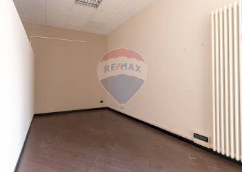 Shop Via Bezzecca
Porta Trento, Brescia, Brescia (neighborhood Porta Trento) - photo 16