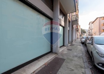 Shop Via Bezzecca
Porta Trento, Brescia, Brescia (neighborhood Porta Trento) - photo 29