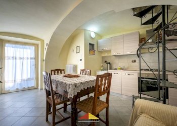 Cucina - Two-room apartment via Giuseppe Garibaldi, 141, Manta - photo 9