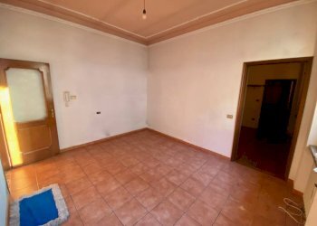 Sala da pranzo - Appartamento via Padre Mauro Antoniotti, 4, Biella - foto 9