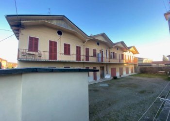 Facciata - Appartamento via Padre Mauro Antoniotti, 4, Biella - foto 28