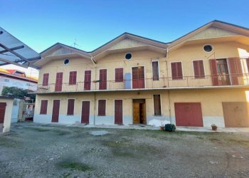 Facciata - Appartamento via Padre Mauro Antoniotti, 4, Biella - foto 1