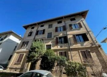 Facciata - Trilocale via Pollone, 8B, Biella - foto 1