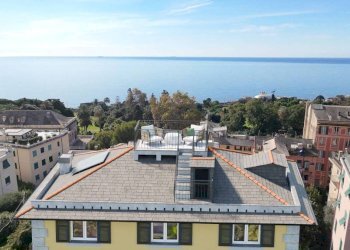 Vista - Attico via Sant'Ilario, 11, Genova - foto 3