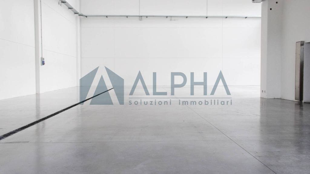 Interno non residenziale - Capannone via Rigardara, Coriano - foto 2