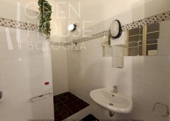 Bagno - Ufficio via Massimo d'Azeglio, Bologna (zona Costa Saragozza) - foto 5