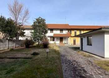 Giardino - Casa indipendente via Luigi Einaudi, Casorezzo - foto 7