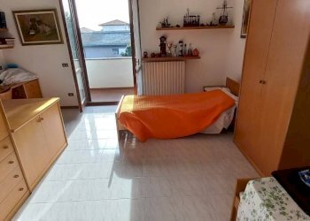 Camera da letto - Casa indipendente via Luigi Einaudi, Casorezzo - foto 24