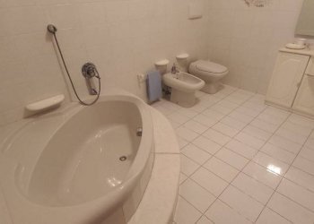 Bagno - Casa indipendente via Luigi Einaudi, Casorezzo - foto 28