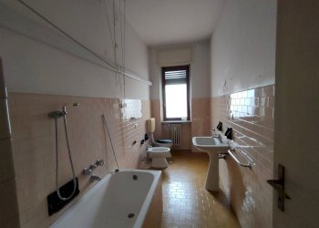 Quadrilocale Via Giosuè Carducci, 56, Asti - foto 8