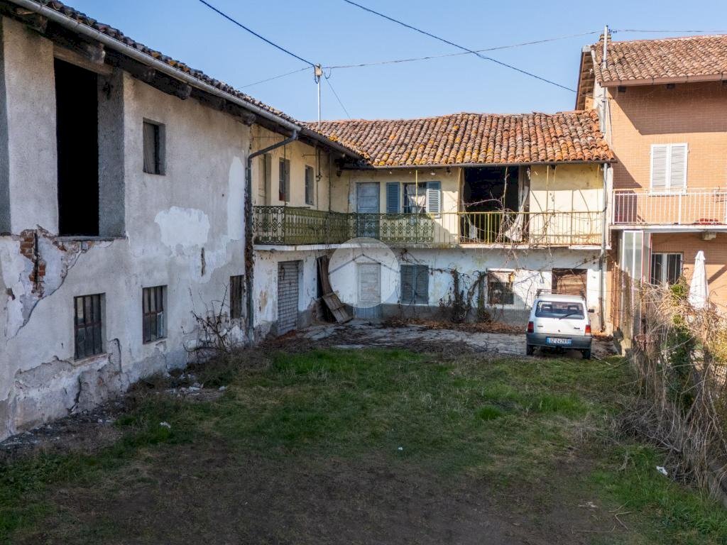Casa semi indipendente Frazione San Nazario, Narzole - foto 1