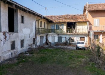 Semi-detached house Frazione San Nazario, Narzole - photo 1