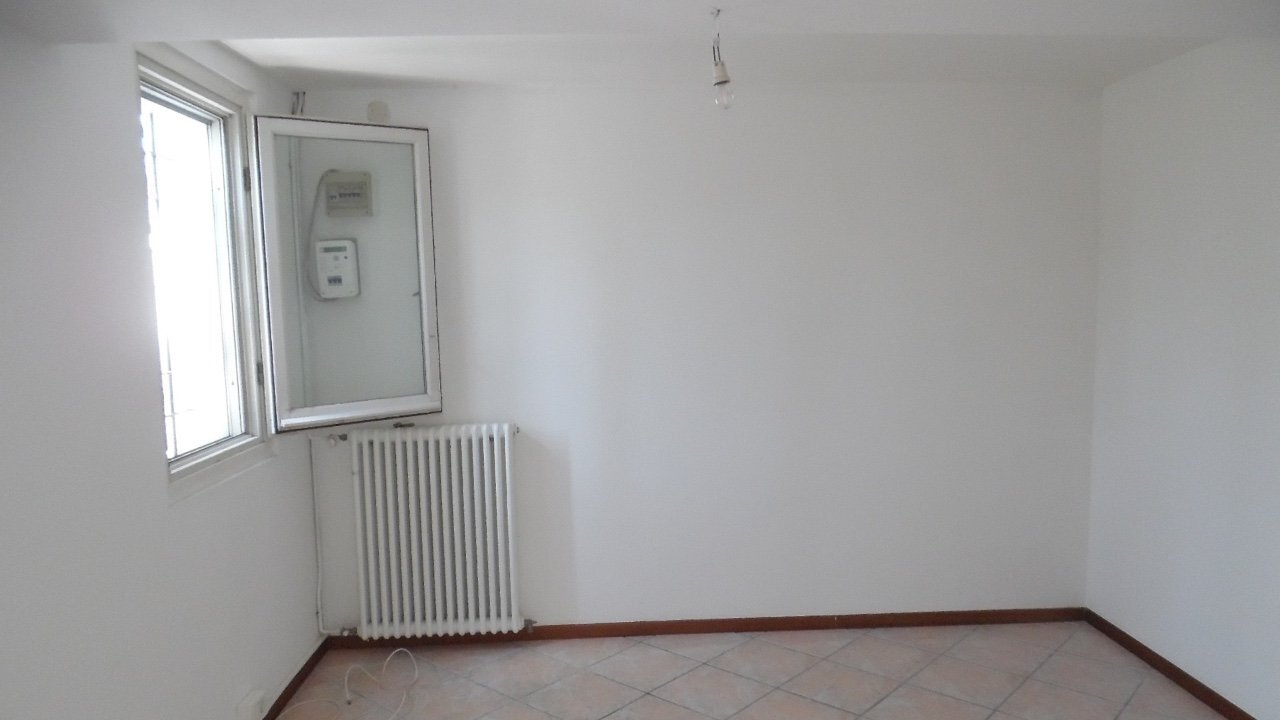 Casa indipendente Cadelbosco di Sopra - foto 2