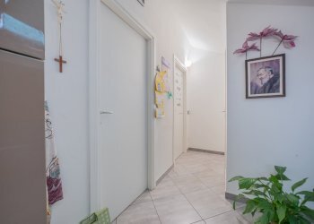 Three-room apartment Asti - photo 1