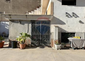 Locale Commerciale Via Alessandro Volta, Cardito - foto 4