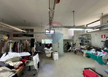 Locale Commerciale Via Alessandro Volta, Cardito - foto 9