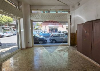 Locale Commerciale Via Madonna Di Fatima, Salerno - foto 3