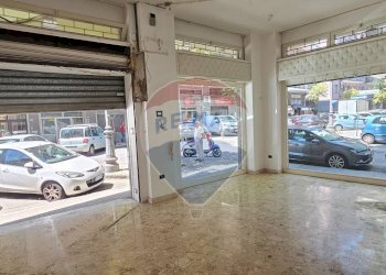 Locale Commerciale Via Madonna Di Fatima, Salerno - foto 13