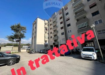 Bilocale Via Diocleziano, Napoli (zona Fuorigrotta) - foto 1