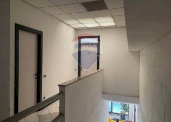 Ufficio Via Mariano Tentorio, Como (zona Camerlata) - foto 9