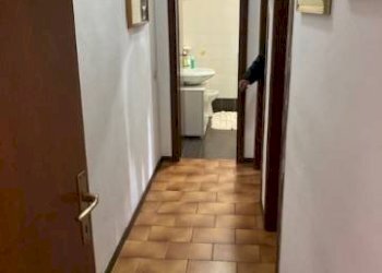 Interno appartamento - Trilocale via Firenze, Massa - foto 8