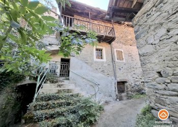 Rustic Frazione Le Clapeyas, Issogne - photo 9