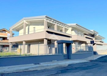 Villa a Schiera Via Adige, Cesate - foto 1