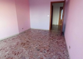 Trilocale Piazza Generale Giuseppe Perotti 9, Carrù - foto 4