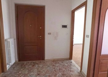 Trilocale Piazza Generale Giuseppe Perotti 9, Carrù - foto 15