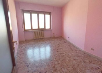 Trilocale Piazza Generale Giuseppe Perotti 9, Carrù - foto 20