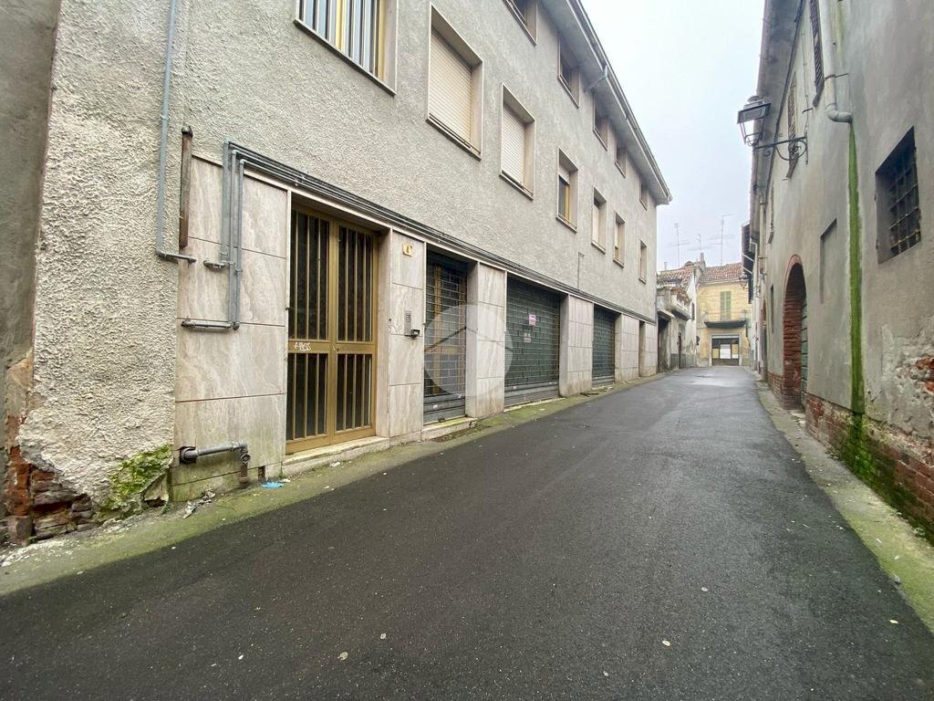 Stabile - Palazzo Via S. Martino, Valenza - foto 1