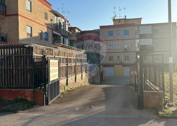 Box Pomigliano d'Arco - foto 1