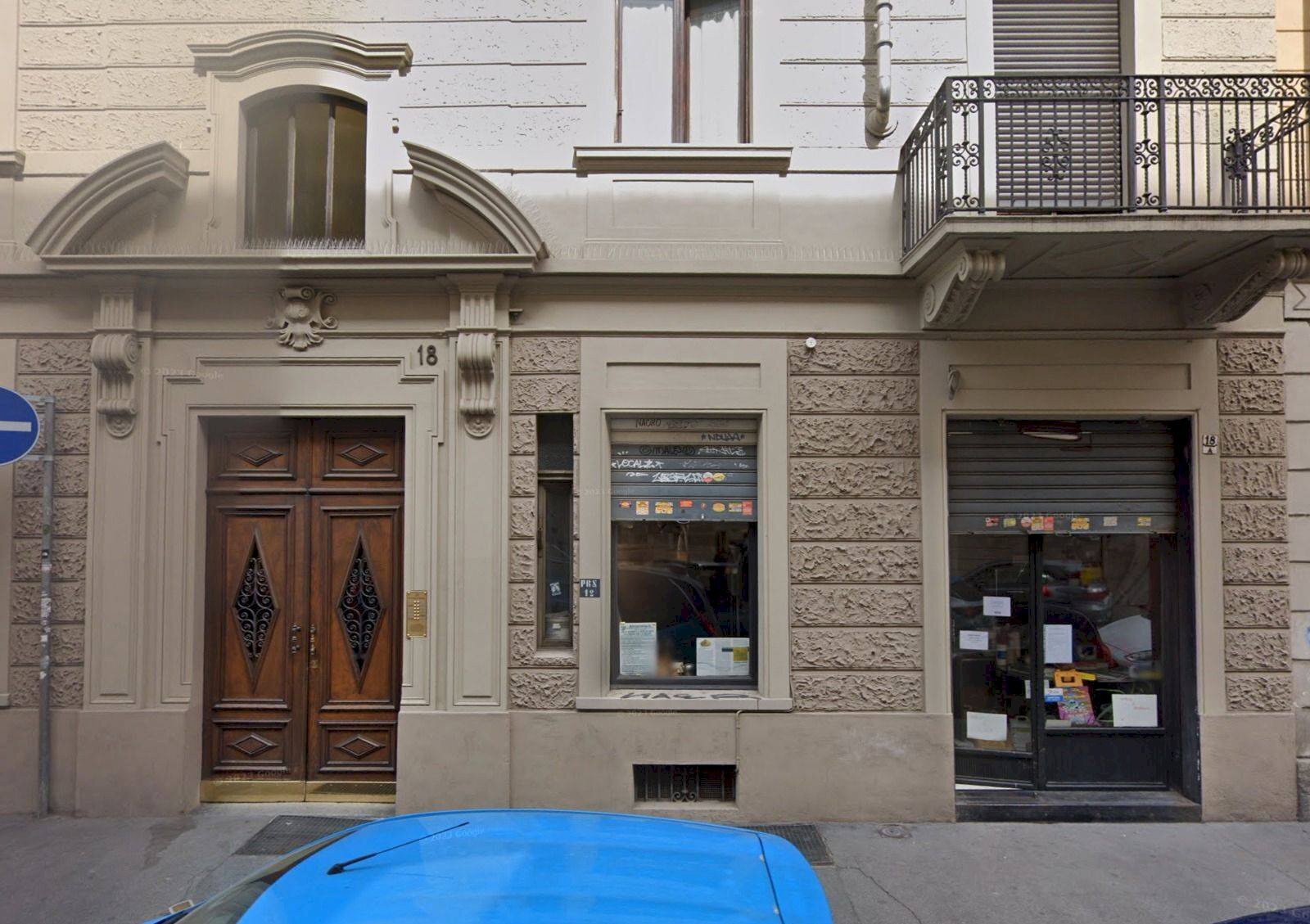 Shop Via Principe Tommaso, Torino (neighborhood San Salvario) - photo 1