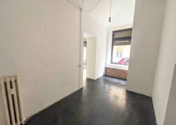 Shop Via Principe Tommaso, Torino (neighborhood San Salvario) - photo 4