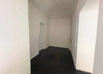 Shop Via Principe Tommaso, Torino (neighborhood San Salvario) - photo 7