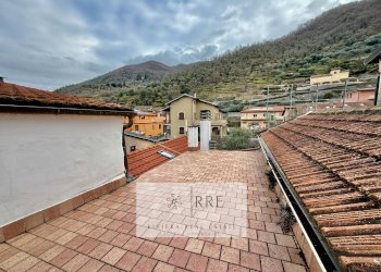 Casa indipendente via De Filippi, Pieve di Teco - foto 5