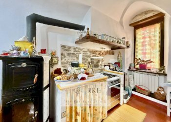 Casa indipendente via De Filippi, Pieve di Teco - foto 10